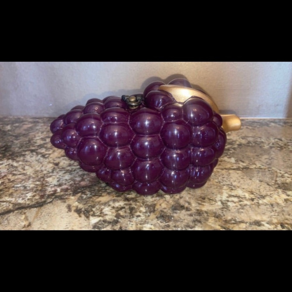 TIMMY WOODS Beverly Hills, Wooden Handbag GRAPES Limited Edition